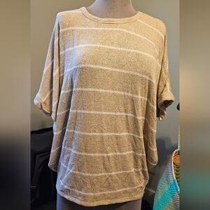 Francesca's lightweight oversized Top Blouse